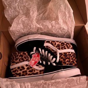 brand new leopard print high top vans